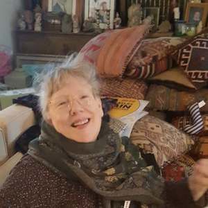 Meet your Posher, Evelyn